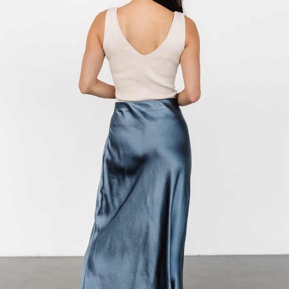 Baltic Born Celeste Satin Midi Skirt | Steel Blue Size SS - Picture 4 of 5